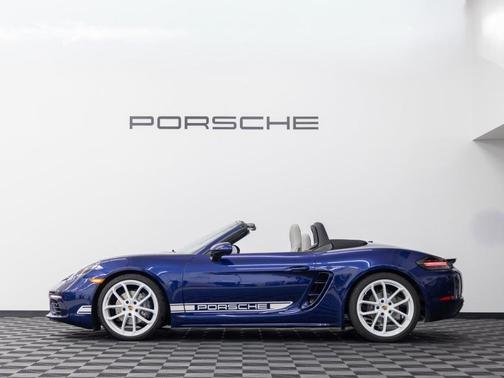 2024 Porsche 718 Boxster 