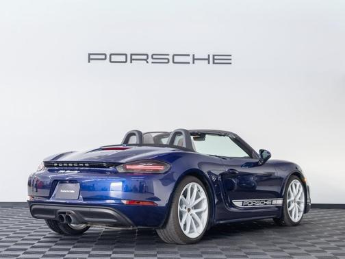 2024 Porsche 718 Boxster 