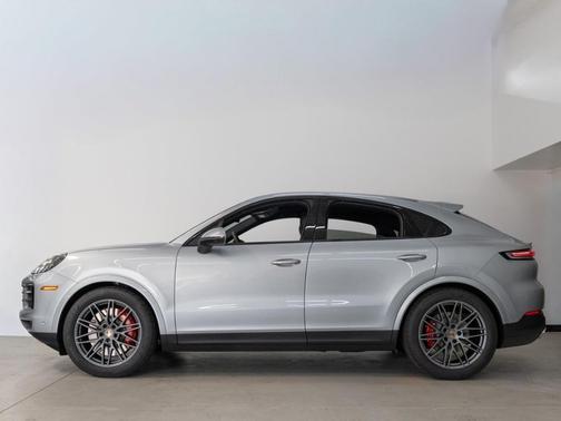2025 Porsche Cayenne S Coupe AWD