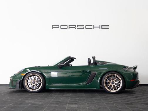 2025 Porsche 718 Spyder RS