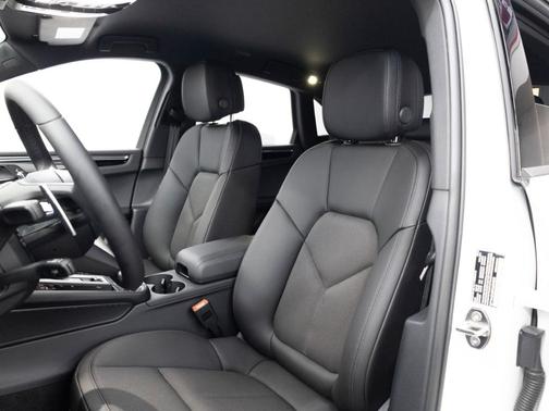 White 2026 Porsche Macan Base