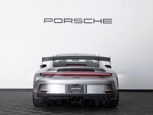 GT Silver Metallic 2022 Porsche 911 GT3