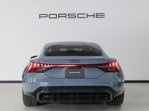 2022 Audi e-tron GT Prestige
