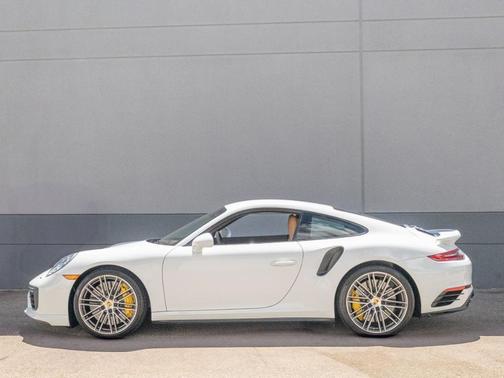 2018 Porsche 911 Turbo S