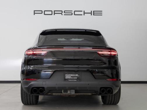 2022 Porsche Cayenne AWD