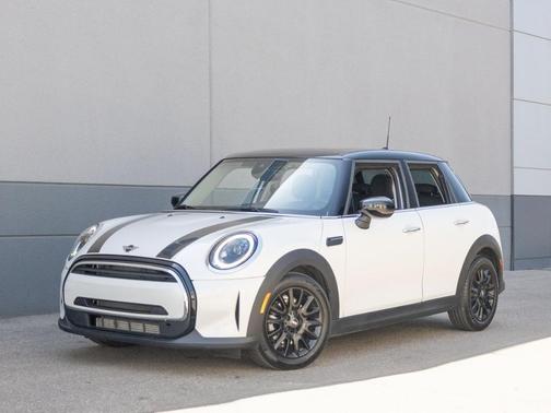 2024 MINI Hardtop Cooper