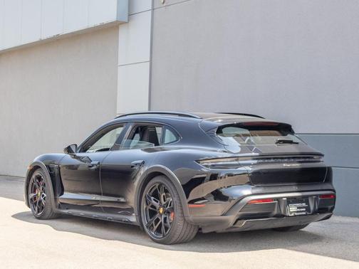 2024 Porsche Taycan Cross Turismo 4S