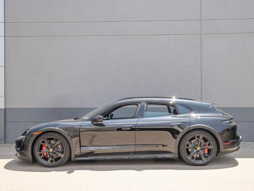 2024 Porsche Taycan Cross Turismo 4S