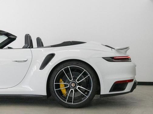 2021 Porsche 911 Turbo S