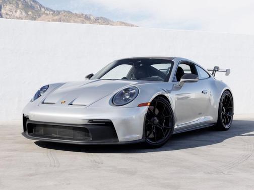 GT Silver Metallic 2024 Porsche 911 GT3