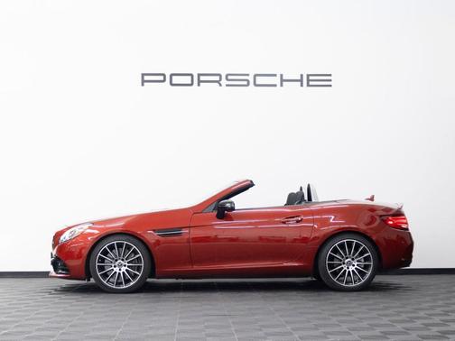 2017 Mercedes-Benz SLC 300 Base