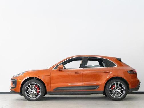 2022 Porsche Macan S