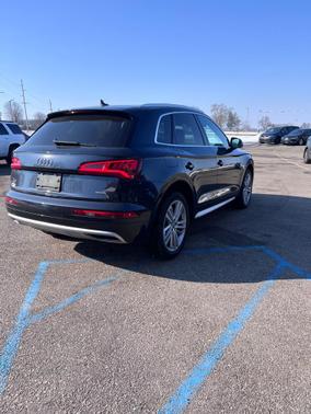 2020 Audi Q5 45 Premium Plus
