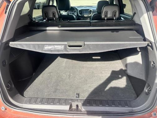 Sedona Metallic 2019 GMC Terrain SLT