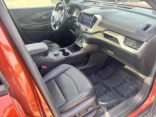 Sedona Metallic 2019 GMC Terrain SLT