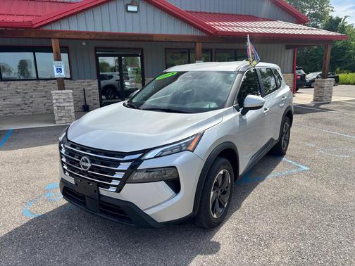 Brilliant Silver Metallic 2025 Nissan Rogue SV