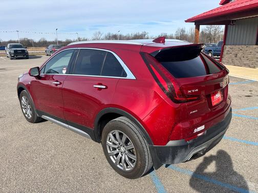 2019 Cadillac XT4 Premium Luxury