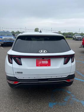 Quartz White 2022 Hyundai TUCSON SEL
