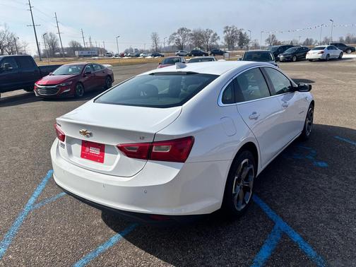 2024 Chevrolet Malibu FWD 1LT