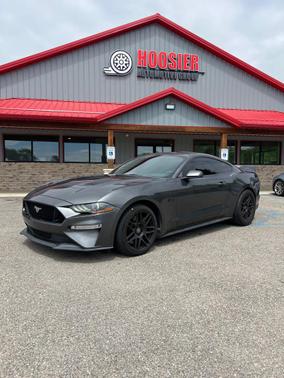 Magnetic Metallic 2019 Ford Mustang GT