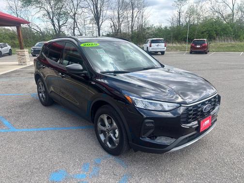 Agate Black Metallic 2025 Ford Escape ST-Line