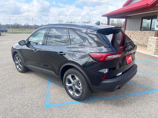 Agate Black Metallic 2025 Ford Escape ST-Line