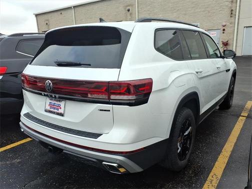 2026 Volkswagen Atlas 2.0T Peak Edition