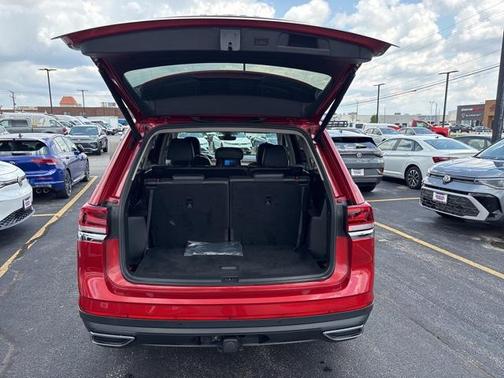 2024 Volkswagen Atlas 2.0T SE w/Technology 4MOTION