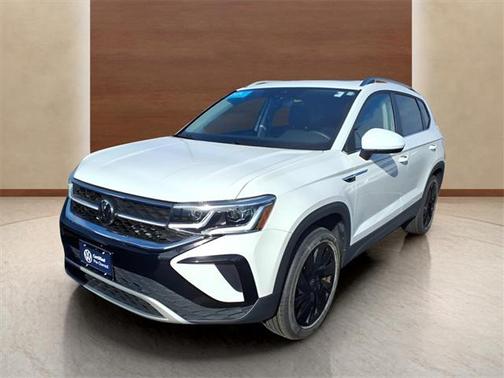 2024 Volkswagen Taos 1.5T SEL