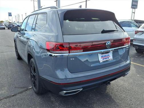 2025 Volkswagen Atlas 2.0T SE w/Technology 4MOTION