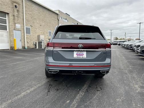 2025 Volkswagen Atlas 2.0T SEL Premium R-Line 4MOTION