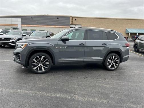 2025 Volkswagen Atlas 2.0T SEL Premium R-Line 4MOTION