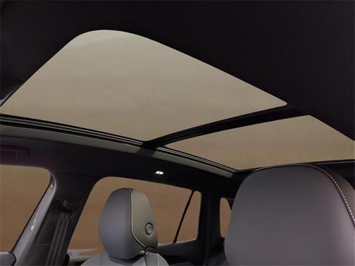 2025 Volkswagen Tiguan 2.0T SE R-Line Black 4MOTION