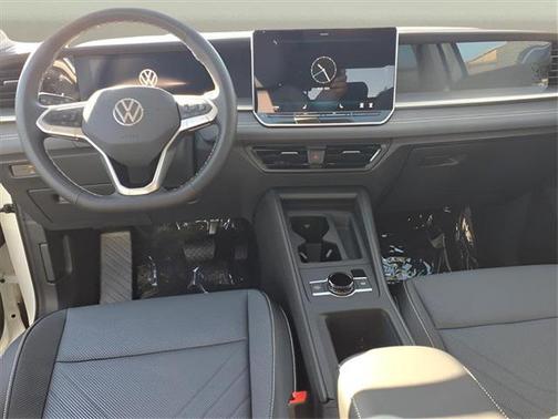 2025 Volkswagen Tiguan 2.0T SE 4MOTION