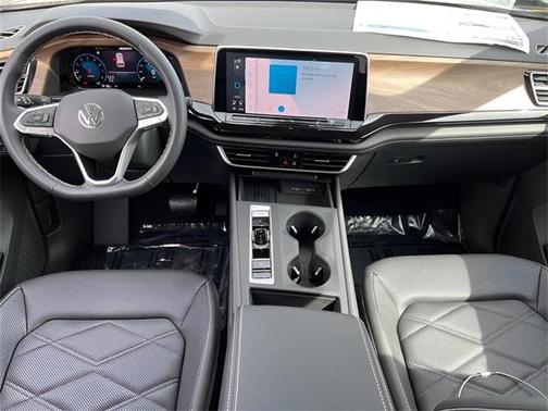 2025 Volkswagen Atlas 2.0T SE