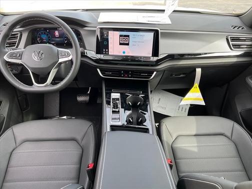2025 Volkswagen Atlas Cross Sport 2.0T SEL