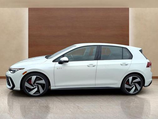 White Pearl 2025 Volkswagen Golf GTI 2.0T S DSG