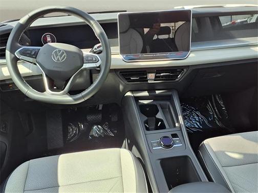 2025 Volkswagen Tiguan 2.0T SE 4MOTION