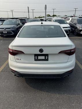 2024 Volkswagen Jetta GLI 2.0T Autobahn