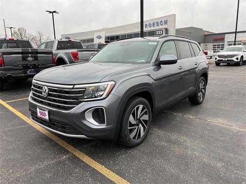 2025 Volkswagen Atlas 2.0T SE w/Technology 4MOTION