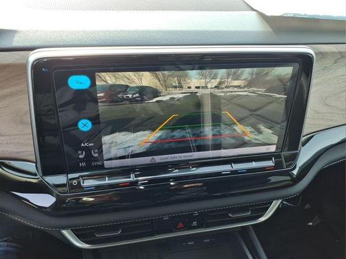 Deep Black Pearl 2026 Volkswagen Atlas 2.0T SE w/Technology 4MOTION