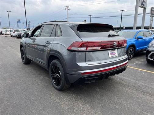 2025 Volkswagen Atlas Cross Sport 2.0T SEL