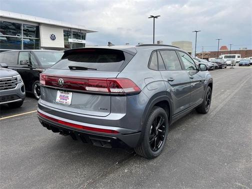 2025 Volkswagen Atlas Cross Sport 2.0T SEL
