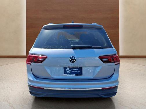 Silver Metallic 2024 Volkswagen Tiguan 2.0T S