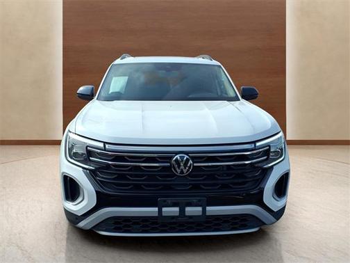 2024 Volkswagen Atlas 2.0T SE w/Technology 4MOTION