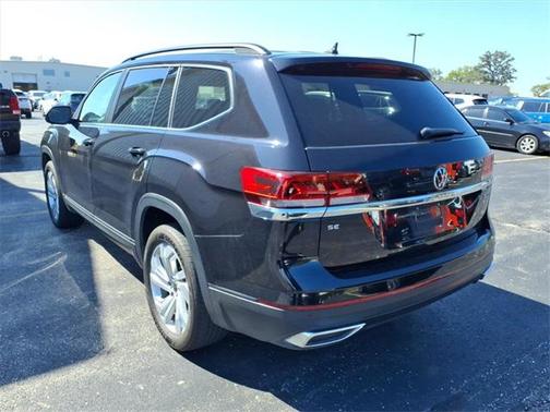 2022 Volkswagen Atlas 2.0T SE w/Technology 4MOTION