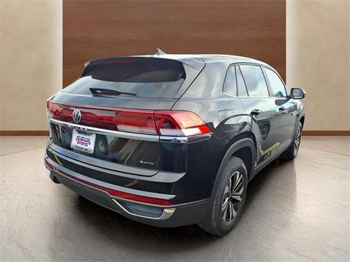 2026 Volkswagen Atlas Cross Sport 2.0T SE