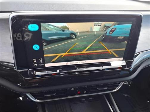 2026 Volkswagen Atlas Cross Sport 2.0T SE