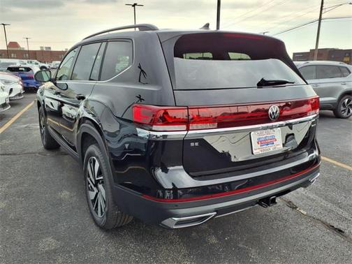 2025 Volkswagen Atlas 2.0T SE w/Technology 4MOTION