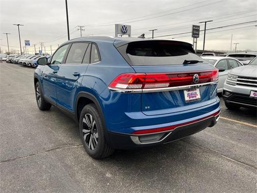 2025 Volkswagen Atlas Cross Sport 2.0T SE